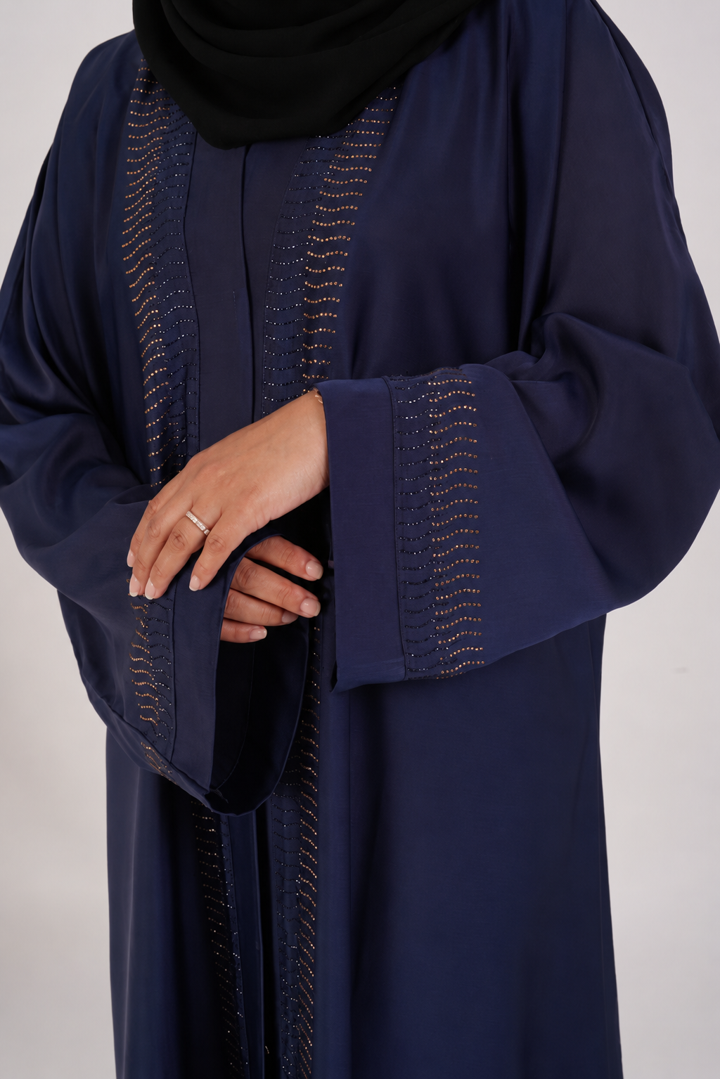 MrsThowbs Midnight Navy Abaya and matching Scarf