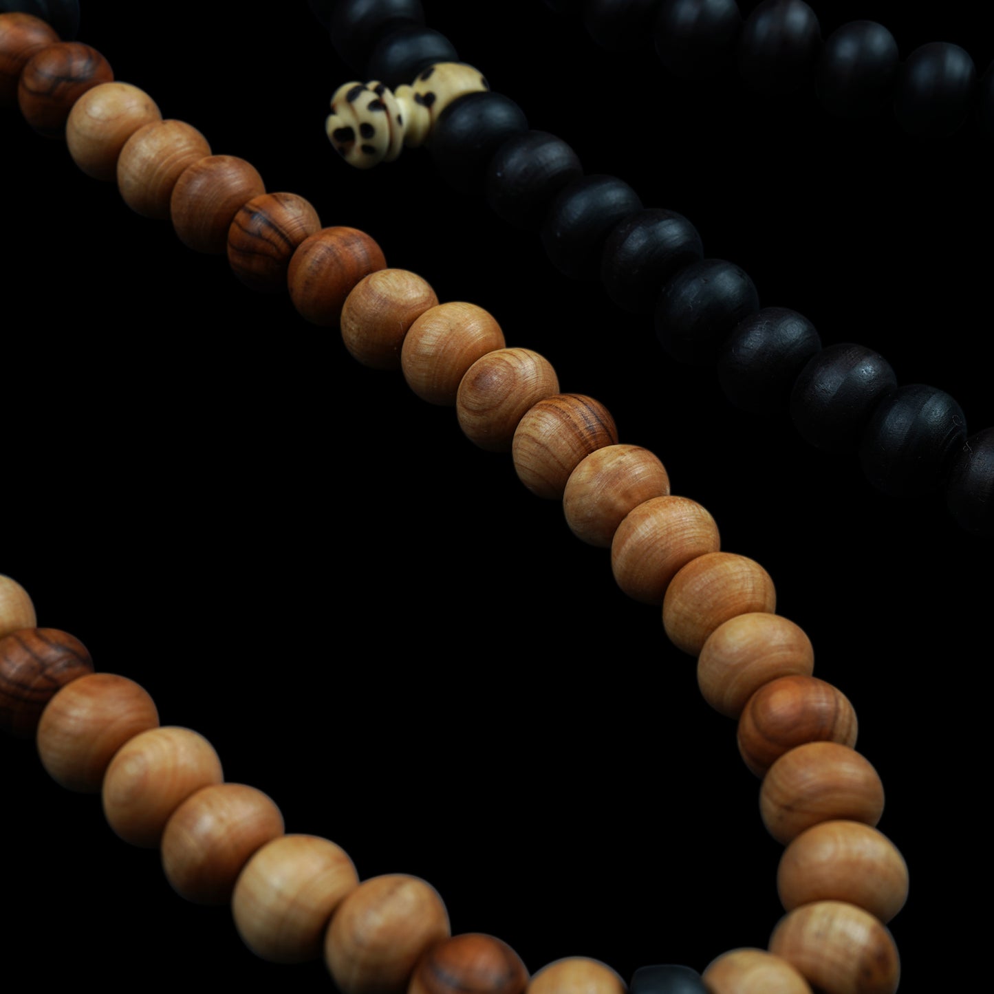 Zaytoun (olive) wood Tasbih with Oud Salib (Tijani) - Wood
